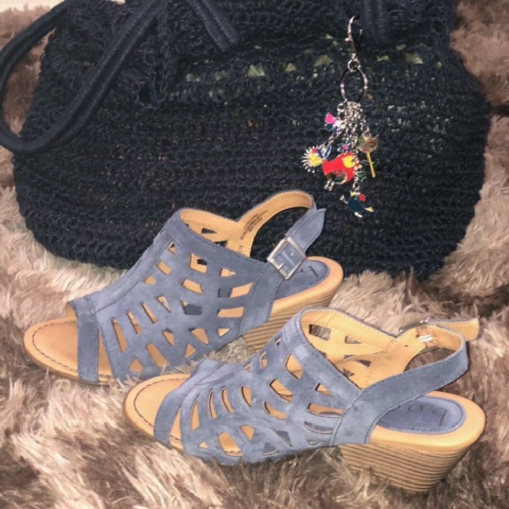B.O.C. Dixie Sandals (Shark) Suede 7M